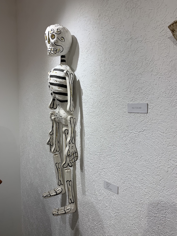  2319